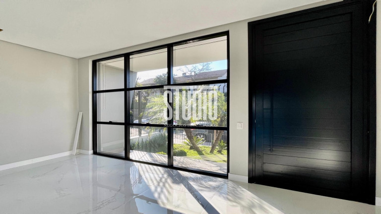 Imagem Casa com 3 Quartos à Venda, 312 m² em Centro - Carlos Barbosa Imagem Casa com 3 Quartos à Venda, 312 m² em Centro - Carlos Barbosa