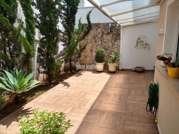 Imagem Casa com 4 Quartos à Venda, 242 m² em Jardim Prudência - São Paulo Imagem Casa com 4 Quartos à Venda, 242 m² em Jardim Prudência - São Paulo