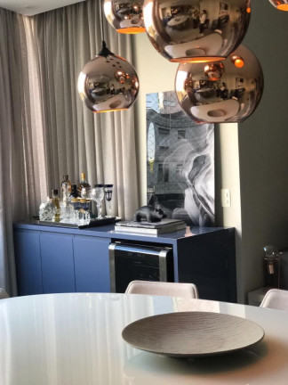 Imagem Apartamento com 2 Quartos à Venda, 120 m² em Moema - São Paulo