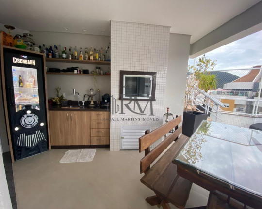 Imagem Imóvel com 3 Quartos à Venda, 227 m² em Itacorubi - Florianópolis