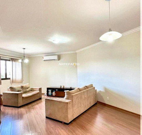 Imagem Apartamento com 3 Quartos à Venda, 137 m²