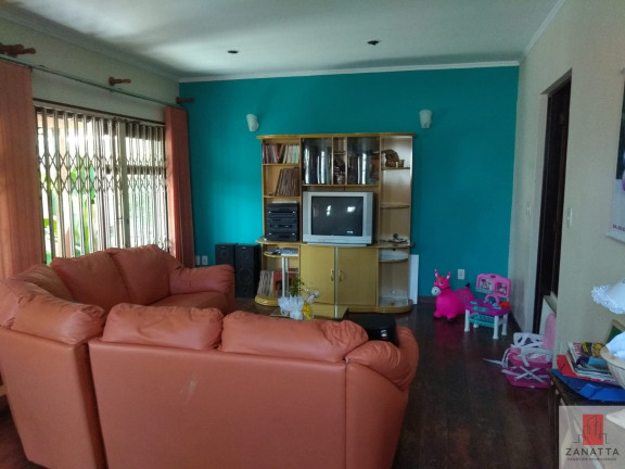 Imagem Casa com 3 Quartos à Venda, 671 m² em Centro - Esteio