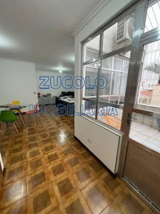 Imagem Casa com 3 Quartos à Venda, 200 m² Imagem Casa com 3 Quartos à Venda, 200 m²