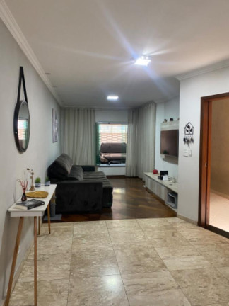 Imagem Sobrado com 3 Quartos à Venda, 120 m² em Vila Jacuí - São Paulo Imagem Sobrado com 3 Quartos à Venda, 120 m² em Vila Jacuí - São Paulo