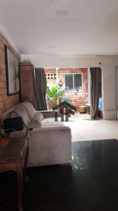 Imagem Casa com 5 Quartos à Venda, 330 m² em Encruzilhada - Recife