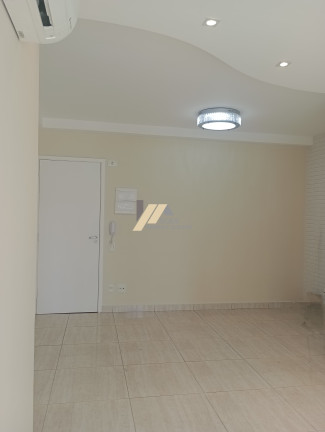 Imagem Imóvel com 2 Quartos à Venda, 67 m² em Centro - Campinas