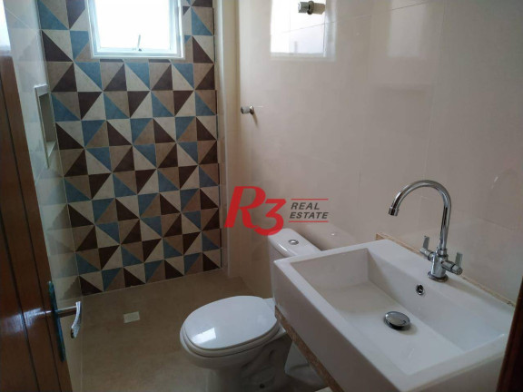 Imagem Sobrado com 3 Quartos à Venda, 1.752 m² em Boqueirão - Santos