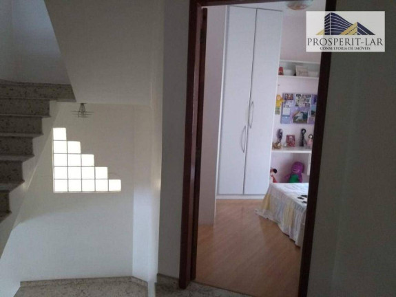 Imagem Sobrado com 3 Quartos à Venda, 305 m² em Jardim Santa Clara - Guarulhos Imagem Sobrado com 3 Quartos à Venda, 305 m² em Jardim Santa Clara - Guarulhos