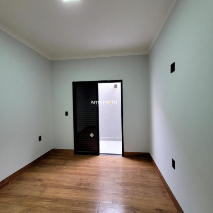 Imagem Casa com 3 Quartos à Venda, 157 m²