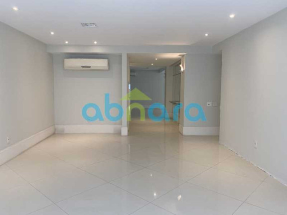 Imagem Apartamento com 3 Quartos à Venda, 210 m² em Copacabana - Rio De Janeiro