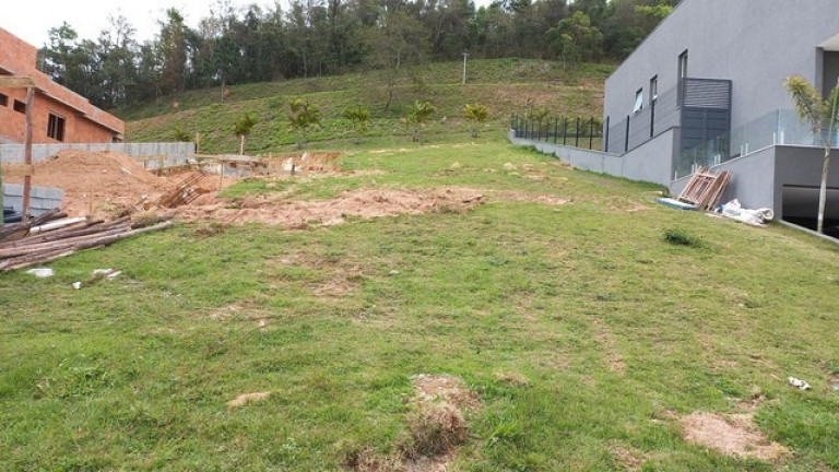 Imagem Terreno à Venda, 711 m² em Tamboré - Santana De Parnaíba Imagem Terreno à Venda, 711 m² em Tamboré - Santana De Parnaíba