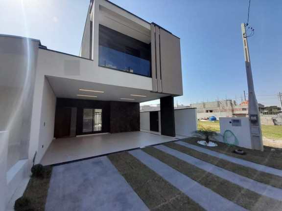Sobrado com 3 Quartos à Venda, 178 m² em Jardim Jacinto - Jacareí