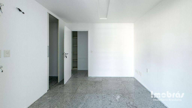 Imagem Apartamento com 3 Quartos à Venda, 260 m² em Meireles - Fortaleza