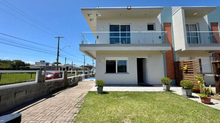 Imagem Imóvel com 3 Quartos à Venda, 130 m² em Centro - Xangri-lá