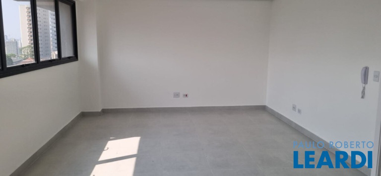 Imagem Sala Comercial à Venda, 37 m² em Vila Assunção - Santo André Imagem Sala Comercial à Venda, 37 m² em Vila Assunção - Santo André