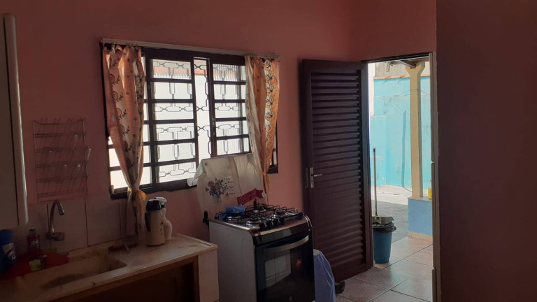 Imagem Casa com 2 Quartos à Venda, 127 m² em Vila Das Jabuticabeiras - Taubaté Imagem Casa com 2 Quartos à Venda, 127 m² em Vila Das Jabuticabeiras - Taubaté