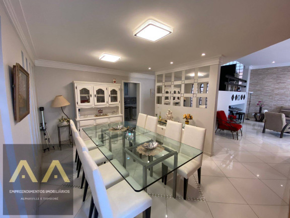 Imagem Casa com 4 Quartos à Venda, 400 m² em Alphaville - Santana De Parnaíba Imagem Casa com 4 Quartos à Venda, 400 m² em Alphaville - Santana De Parnaíba