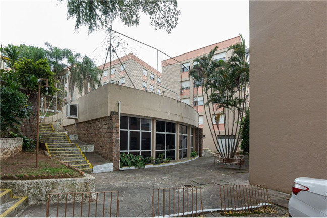 Imagem Imóvel com 3 Quartos à Venda, em Cristal - Porto Alegre Imagem Imóvel com 3 Quartos à Venda, em Cristal - Porto Alegre