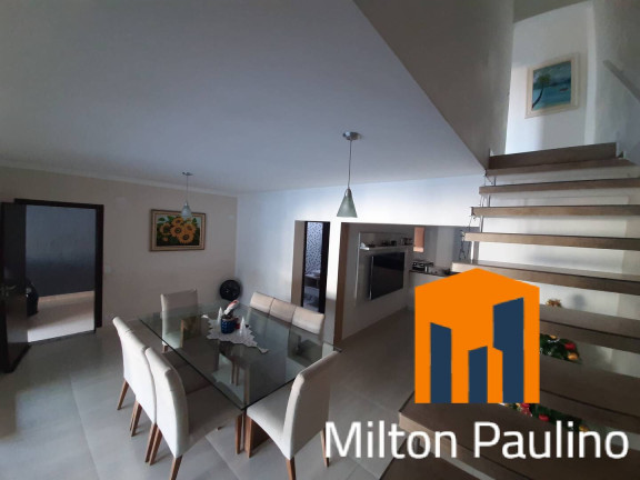 Imagem Casa com 5 Quartos à Venda, 340 m² em Itanhaém Imagem Casa com 5 Quartos à Venda, 340 m² em Itanhaém