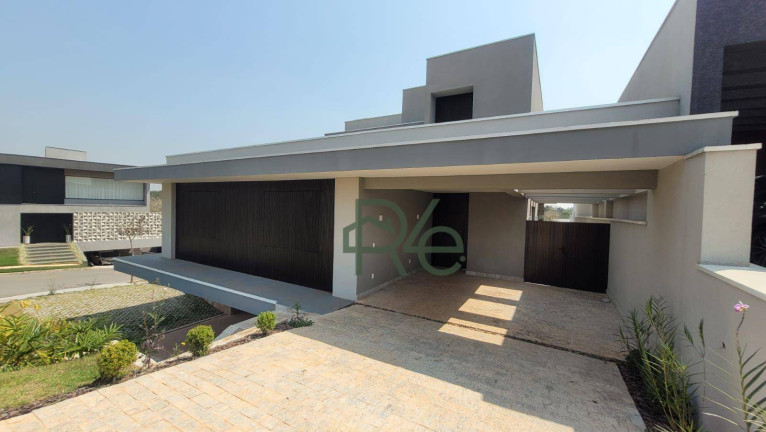 Imagem Casa com 3 Quartos à Venda, 330 m² em Granja Viana - Vintage - Embu Das Artes Imagem Casa com 3 Quartos à Venda, 330 m² em Granja Viana - Vintage - Embu Das Artes