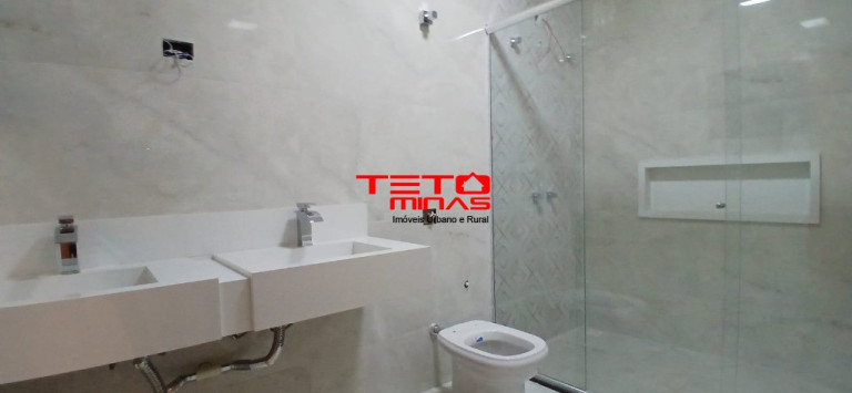 Imagem Casa com 3 Quartos à Venda, 320 m² em Bairro Lagoa Seca - São Lourenço