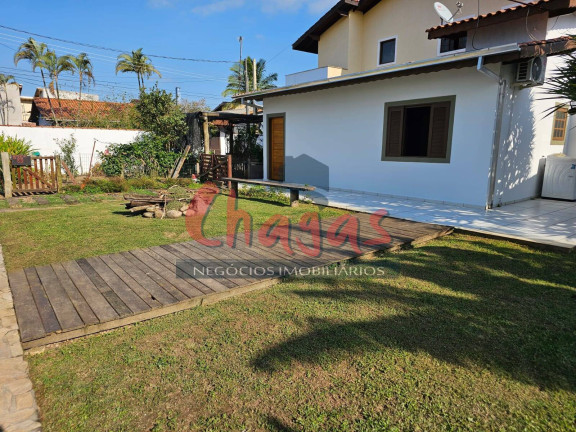 Imagem Casa com 4 Quartos à Venda, 600 m² em Massaguaçu - Caraguatatuba Imagem Casa com 4 Quartos à Venda, 600 m² em Massaguaçu - Caraguatatuba