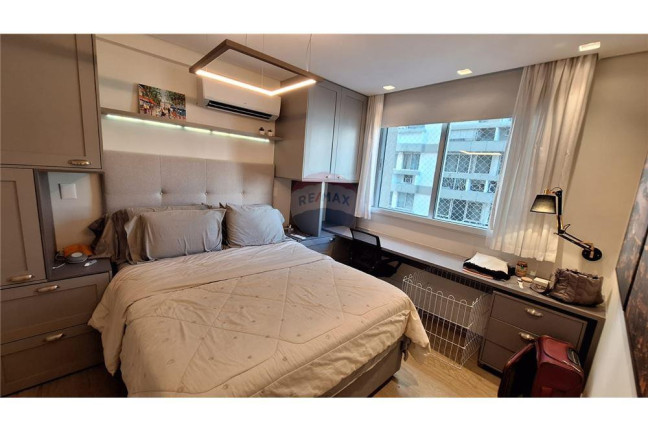 Imagem Apartamento com 3 Quartos à Venda, 104 m² em Lagoa - Rio De Janeiro Imagem Apartamento com 3 Quartos à Venda, 104 m² em Lagoa - Rio De Janeiro