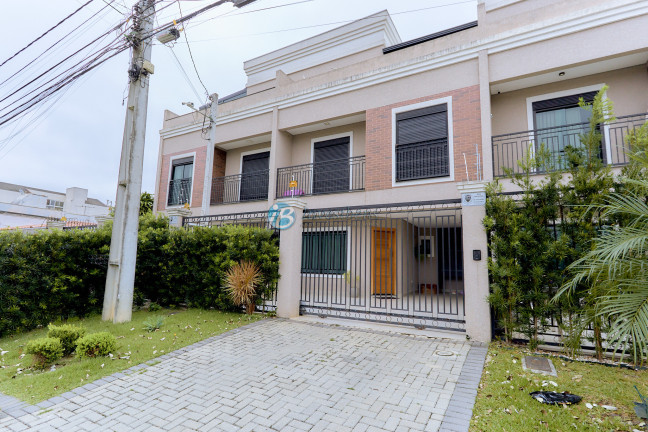 Imagem Sobrado com 3 Quartos à Venda, 136 m² em Jardim Das Américas - Curitiba