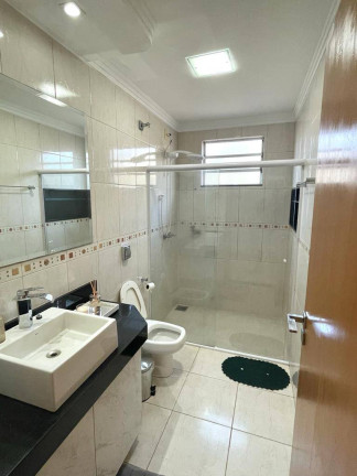 Imagem Casa com 4 Quartos à Venda, 250 m² em Setor Faiçalville - Goiânia Imagem Casa com 4 Quartos à Venda, 250 m² em Setor Faiçalville - Goiânia