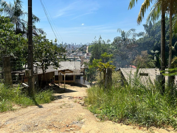 Casa com 2 Quartos à Venda, 600 m² em Conde Vila Verde - Camboriú