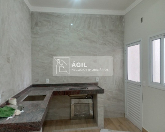 Imagem Casa com 3 Quartos à Venda, 150 m² em Parque Brasil - Jacareí