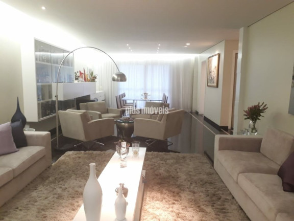 Apartamento com 4 Quartos à Venda, 210 m² em Moema - São Paulo