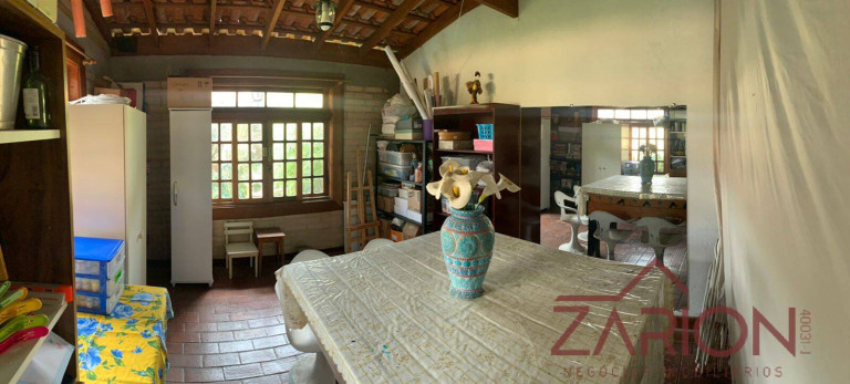 Imagem Casa com 3 Quartos à Venda, 450 m² em Vila São José - Taubaté