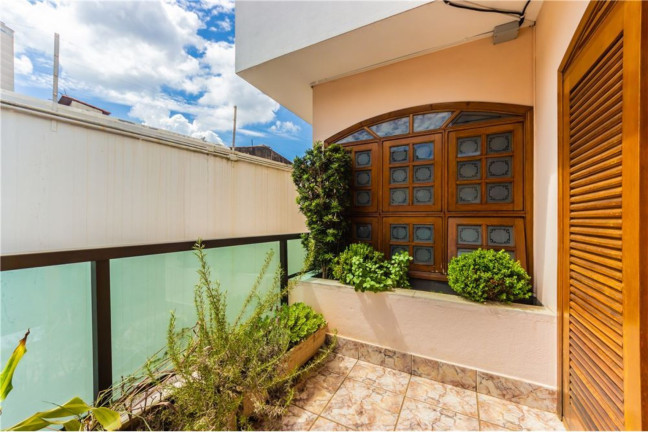 Imagem Casa com 4 Quartos à Venda, em Penha De França - São Paulo Imagem Casa com 4 Quartos à Venda, em Penha De França - São Paulo
