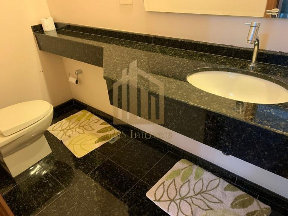 Imagem Casa com 3 Quartos à Venda, 304 m² em Uberaba - Curitiba