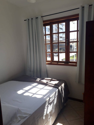Imagem Apartamento com 2 Quartos para Temporada, 52 m² em Bombas - Bombinhas Imagem Apartamento com 2 Quartos para Temporada, 52 m² em Bombas - Bombinhas