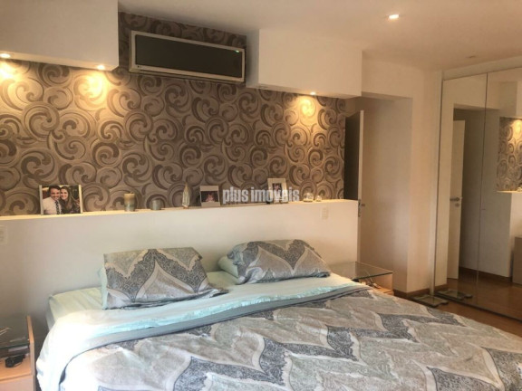 Imagem Apartamento com 3 Quartos à Venda, 235 m² em Morumbi - São Paulo Imagem Apartamento com 3 Quartos à Venda, 235 m² em Morumbi - São Paulo