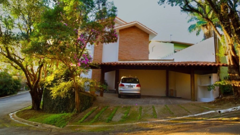 Casa com 5 Quartos à Venda, 300 m² em San Diego Park - Cotia