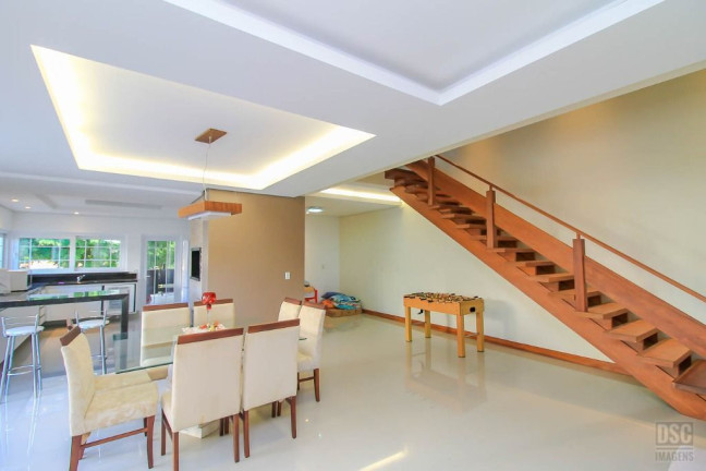 Imagem Casa com 3 Quartos à Venda, 332 m² em Aberta Dos Morros - Porto Alegre