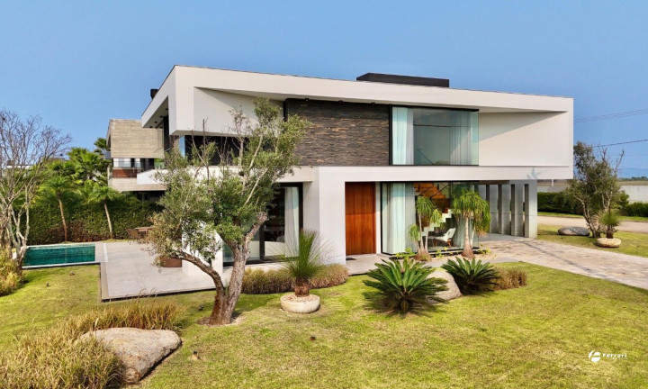 Casa de Condomínio com 5 Quartos à Venda, 596 m² em Centro - Xangri-lá