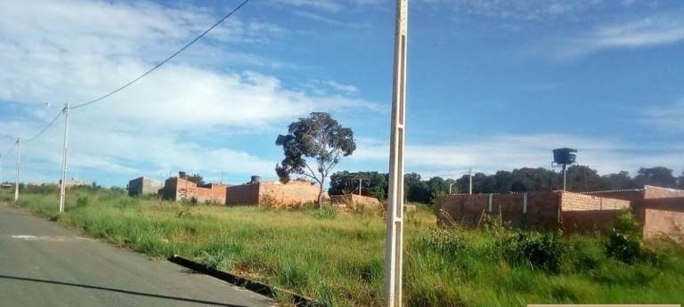 Imagem Imóvel à Venda, 360 m² em Jardim Privé Das Caldas - Caldas Novas Imagem Imóvel à Venda, 360 m² em Jardim Privé Das Caldas - Caldas Novas