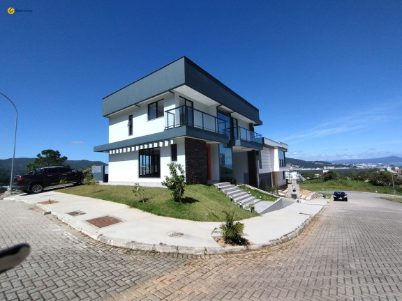 Imagem Casa de Condomínio com 3 Quartos à Venda, 558 m² em Itacorubi - Florianópolis