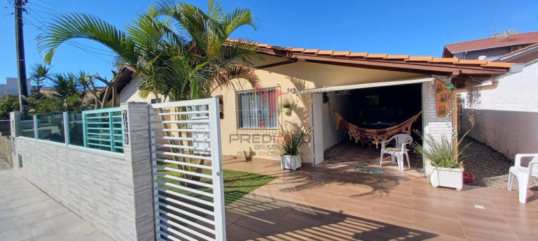 Imagem Casa com 3 Quartos à Venda, 100 m² em Centro - Penha Imagem Casa com 3 Quartos à Venda, 100 m² em Centro - Penha