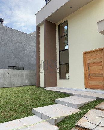 Imagem Casa com 3 Quartos à Venda, em Cachoeira Do Bom Jesus - Florianópolis Imagem Casa com 3 Quartos à Venda, em Cachoeira Do Bom Jesus - Florianópolis