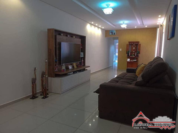 Imagem Casa com 3 Quartos à Venda, 110 m² em Centro - Jacareí