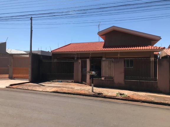 Casa com 4 Quartos à Venda, 300 m² em Jardim Santo Antônio - Arapongas