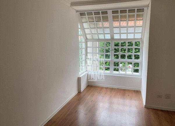 Imagem Casa com 3 Quartos à Venda, 220 m² em Jardim Paulistano - São Paulo Imagem Casa com 3 Quartos à Venda, 220 m² em Jardim Paulistano - São Paulo