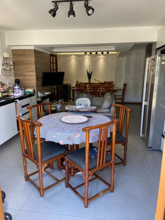 Imagem Casa com 4 Quartos à Venda, 275 m² em Nossa Senhora De Fátima - Santa Maria Imagem Casa com 4 Quartos à Venda, 275 m² em Nossa Senhora De Fátima - Santa Maria