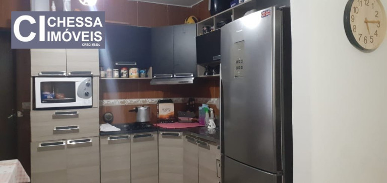 Imagem Casa com 2 Quartos à Venda, 200 m² em Espinheiros - Itajaí