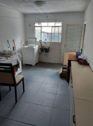 Imagem Casa com 4 Quartos à Venda, 280 m² em Guabirotuba - Curitiba